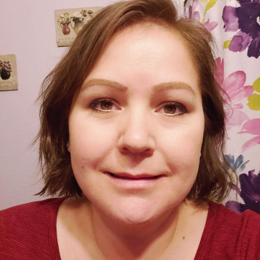 Meet your Posher, Leeann